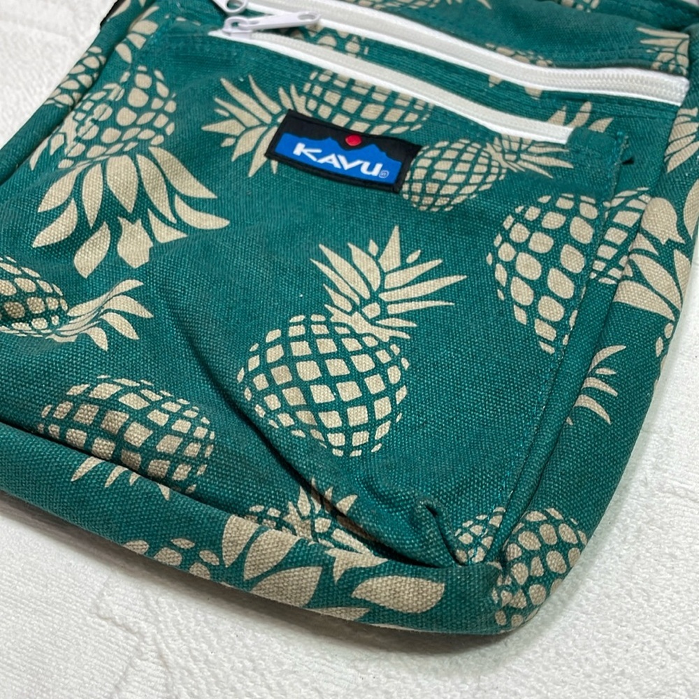Kavu Keeper Crossbody Rope Bag Cotton Canvas Purse Pineapples Teal Blue & Gray - Picture 6 of 16